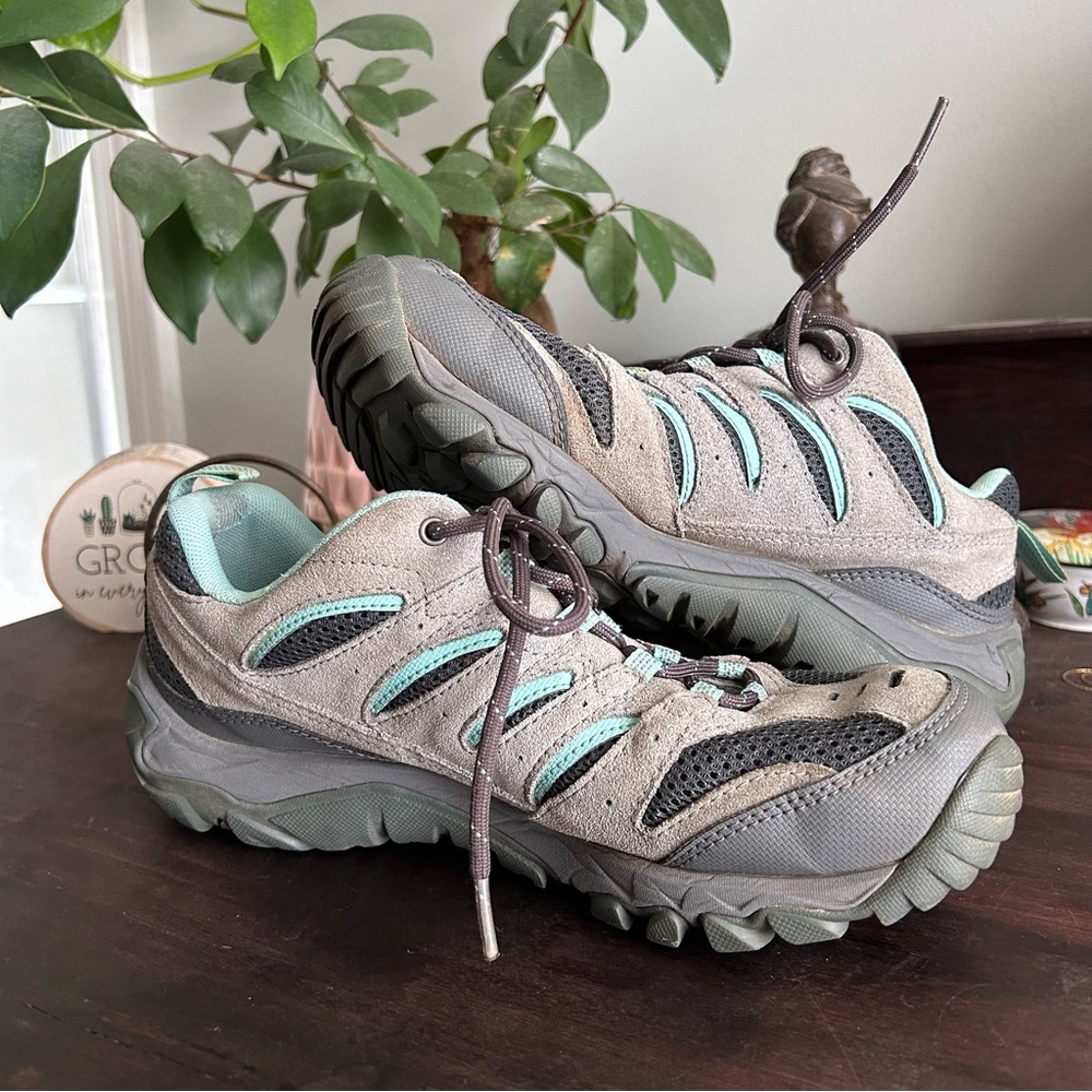 Merrell Teal and Gray Hiking Shoes Size 9 women’s